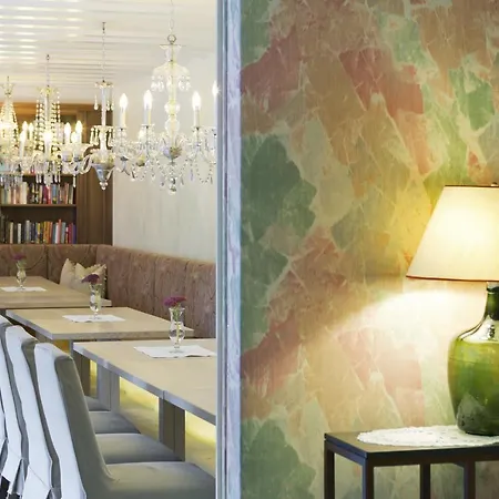 Hotel Neuhaus Zillertal 4*