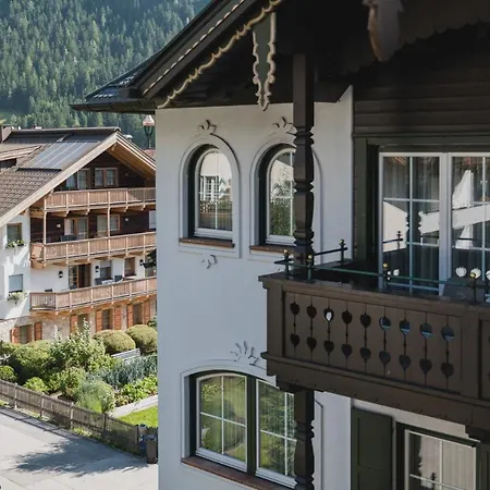 Neuhaus Zillertal 4*
