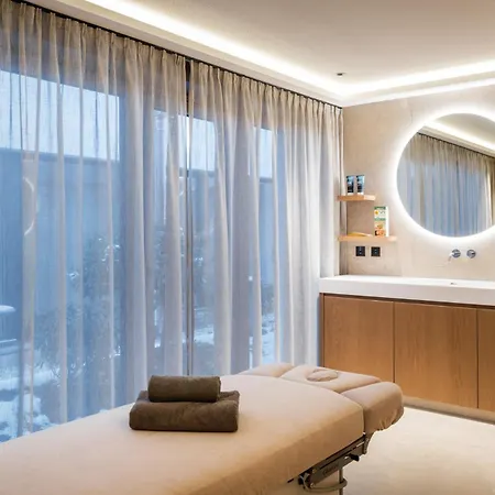 Neuhaus Zillertal Hotel 4*