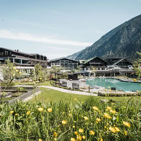 فندق Neuhaus Zillertal