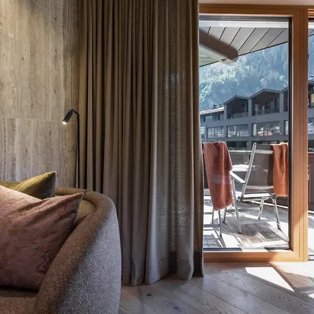 Neuhaus Zillertal 4*