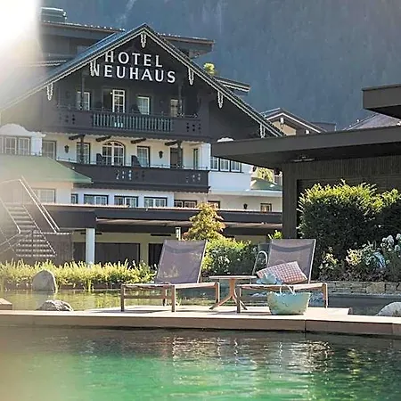 Hotel Neuhaus Zillertal 4*