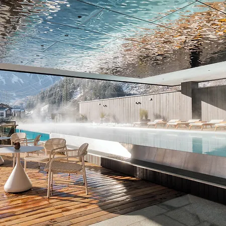 Neuhaus Zillertal 4* مايرهوفن