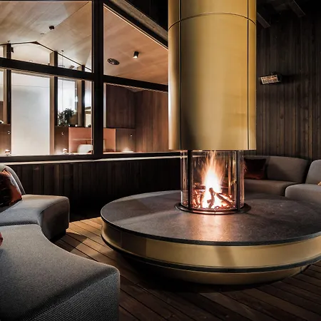 Neuhaus Zillertal Hotel 4*