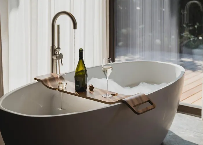 Hotel Neuhaus Zillertal 4*