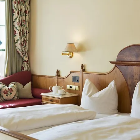 Neuhaus Zillertal 4*