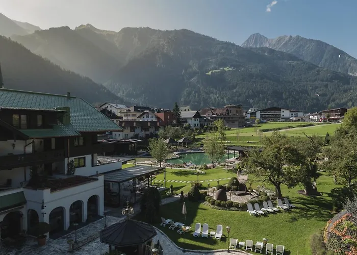 Neuhaus Zillertal 4* Майргофен