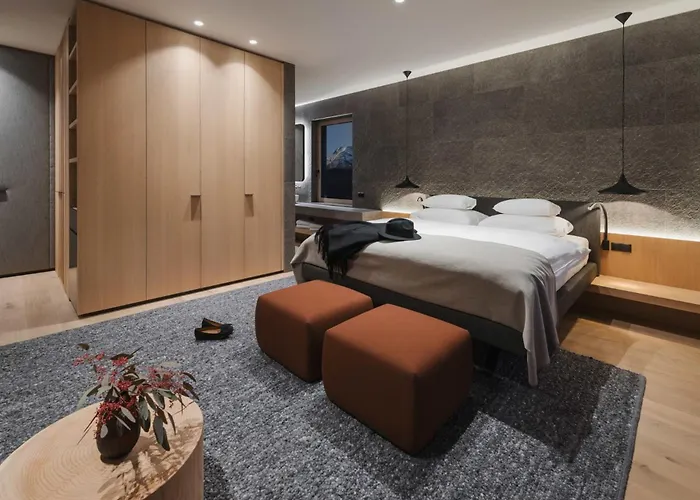 Готель Neuhaus Zillertal Майргофен