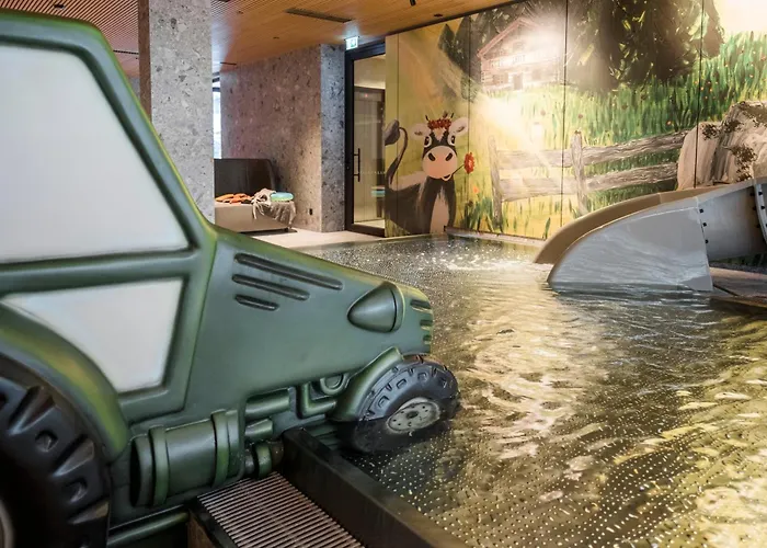 Neuhaus Zillertal 4* Майргофен