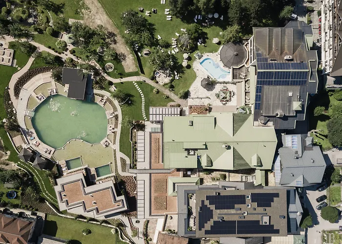 Готель Neuhaus Zillertal Майргофен