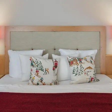 Neuhaus Zillertal 4* Майрхофен